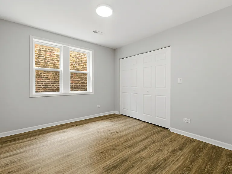 736 N Sawyer Ave #2 — Photo 15