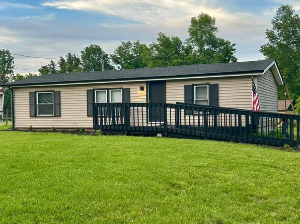 3104 Park Rd, Goshen, OH 45122