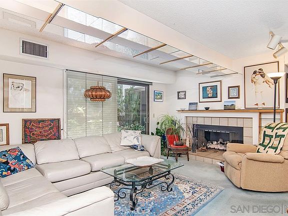 5th image of 376 Center St Unit 332