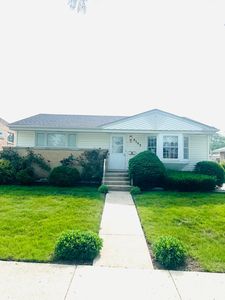 8543 N Oriole Ave, Niles, IL, 60714