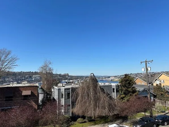 2318 Yale Ave E APT 201, Seattle, WA 98102