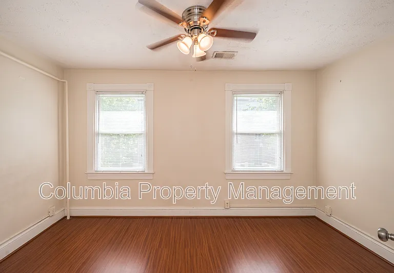 1159 3rd St NE — Photo 19