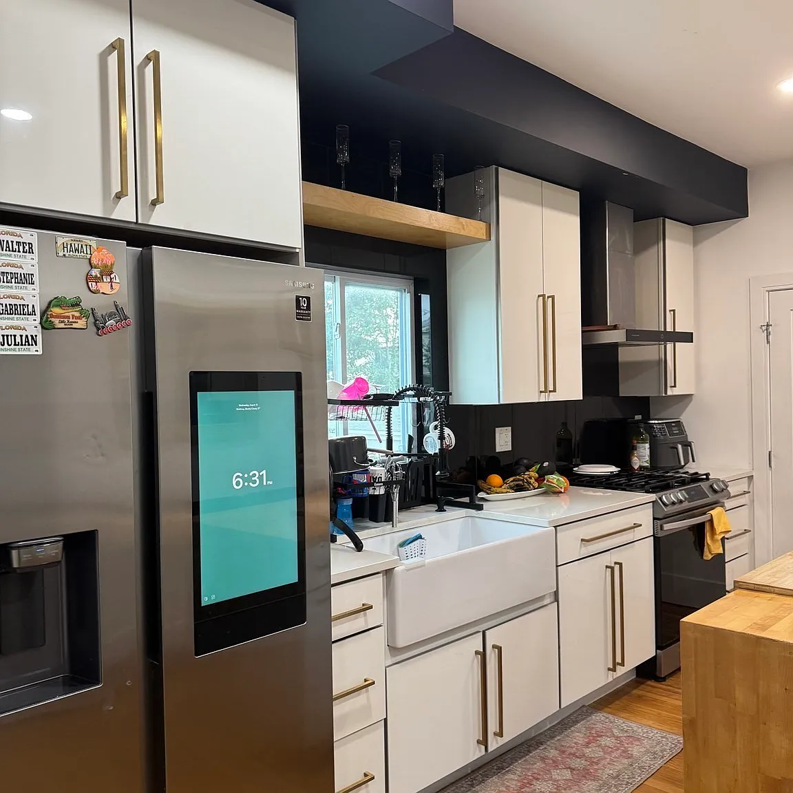 3 bed, 1.5 bath, 1100 sqft, $3,500 — Photo 2