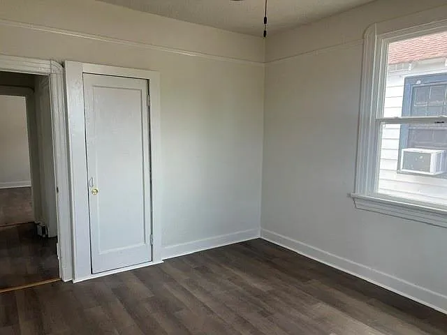 2269 N Prieur St — Photo 14