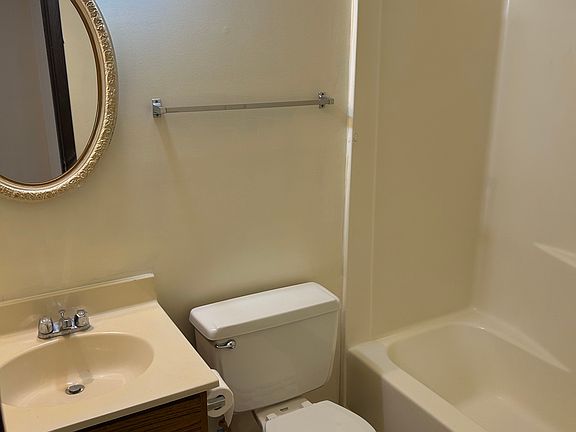 5th image of 7040 Austrian Pine Way #4