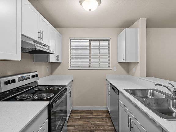 PERM_DSC01394_1300_2025