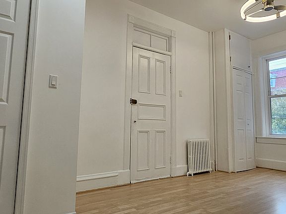 3rd image of 102 Maple St #1A