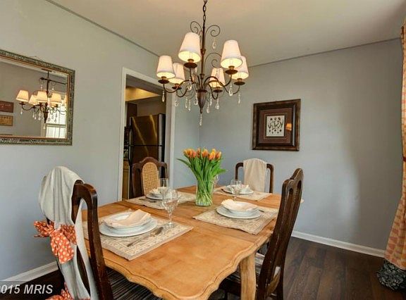 5th image of 403 Magnolia Ct