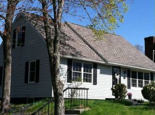 65 Creek Rd, Wynantskill, NY 12198