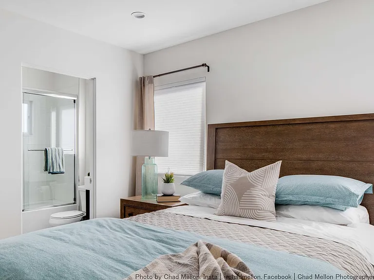 420 Heliotrope Ave — Photo 4
