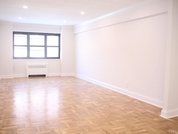 4th image of 50 White Oak Street #1C