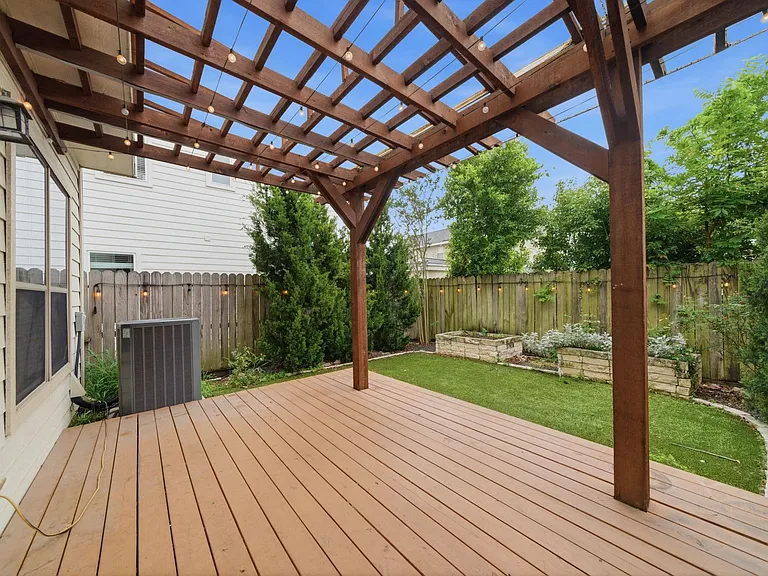 1007 Kern St — Photo 27