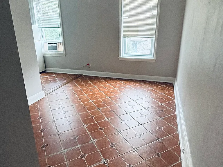 202 N 35th St #3F — Photo 6