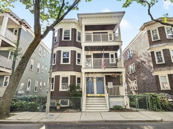 93 Auckland St, Dorchester, MA 02125