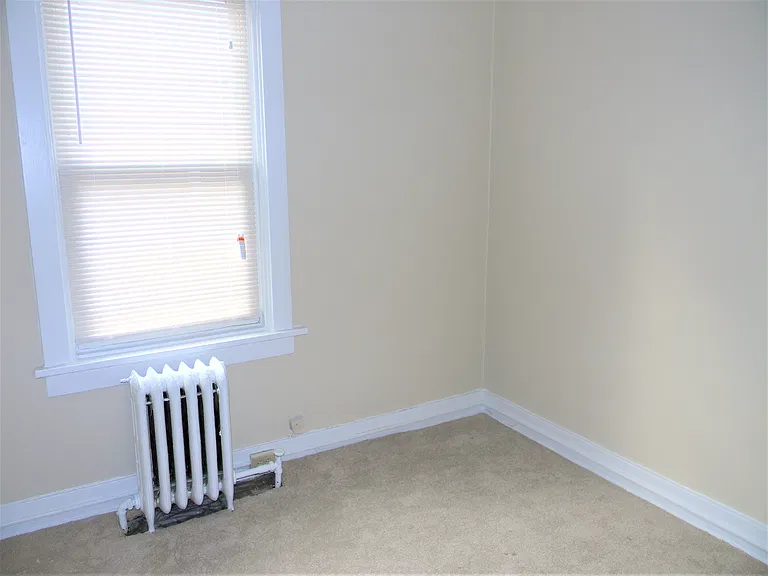 5618-5620 Beacon St — Photo 10