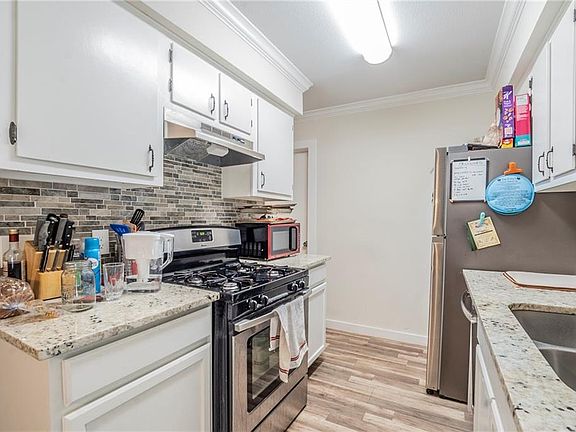 5th image of 10622 Golden Quail Dr #B