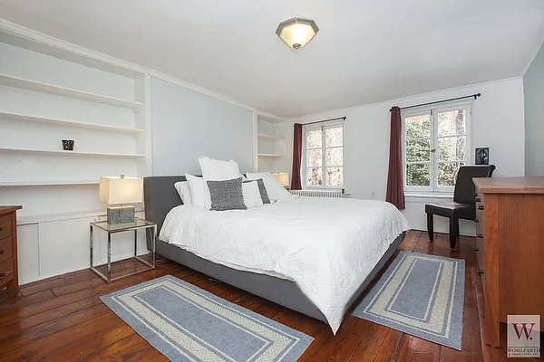 Rented by Wohlfarth & Associates Inc | media 15