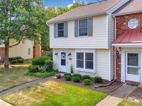 4th image of 9414 Tracey Lynne Cir