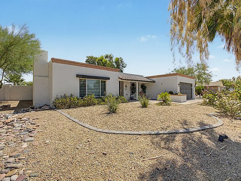 5017 E Acoma Dr — Photo 6