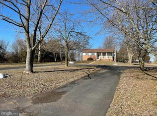 922 Honda Rd, Hanover, PA 17331