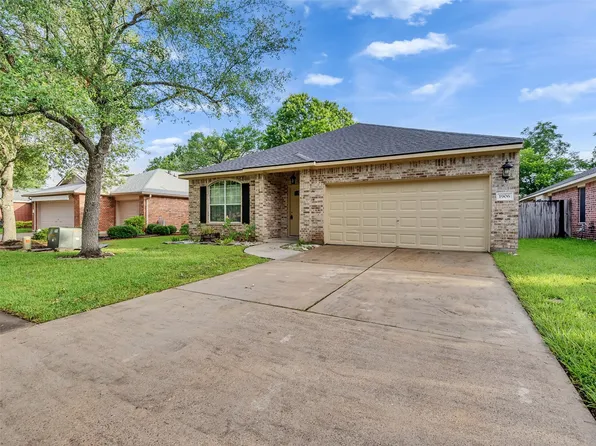 1906 Cameo Ct, League City, TX 77573