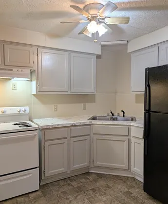 214 W Marion St #1 — Photo 2