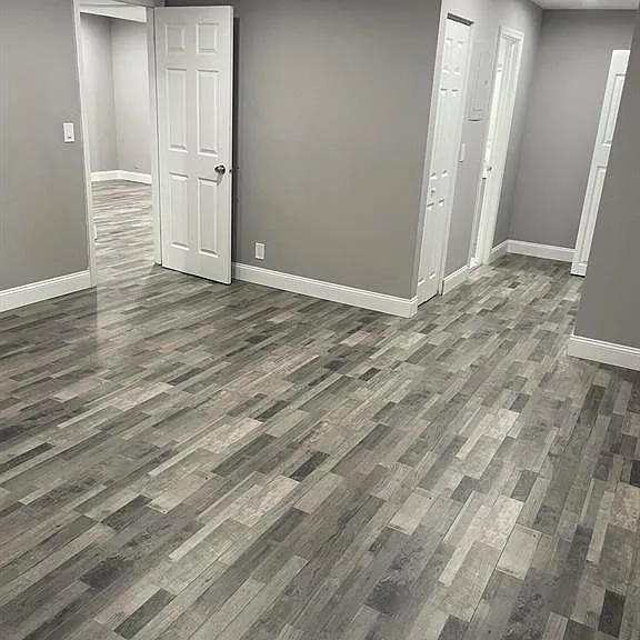 2700 Riverside Dr — Photo 6