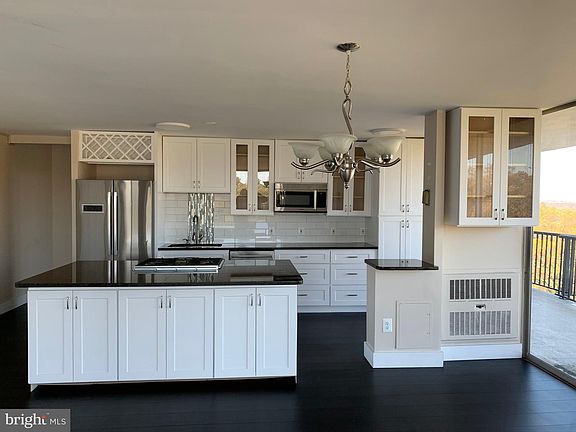 5th image of 3333 University Blvd W APT 1211