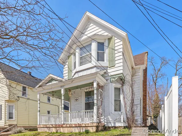 1027 Fulton St E, Grand Rapids, MI 49503