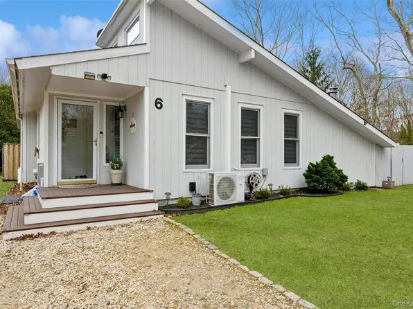 6 Montauk Boulevard, East Hampton, NY 11937