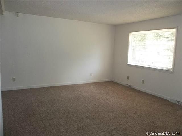 2nd image of 9420 Lodgepole Pl