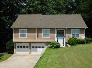 66 Spring Ridge Dr, Dawsonville, GA 30534