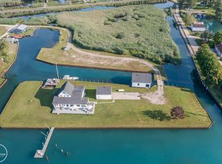 8135-8139 S Channel Dr, Harsens Island, MI