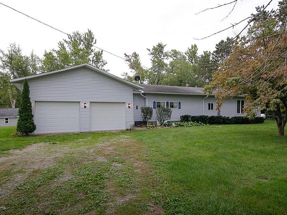 66787 Winding River-102