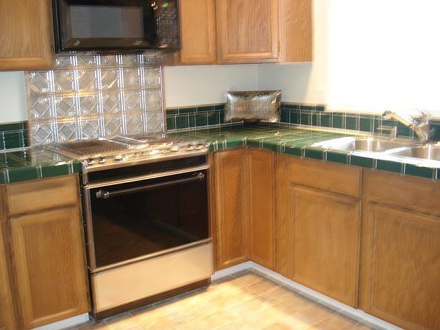 Kitchen Tin Backsplash