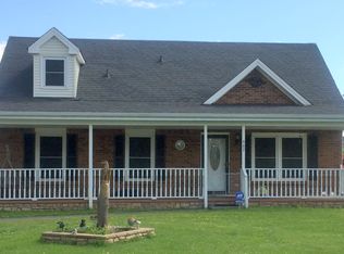 402 Carter Rd, Clarksville, TN 37042