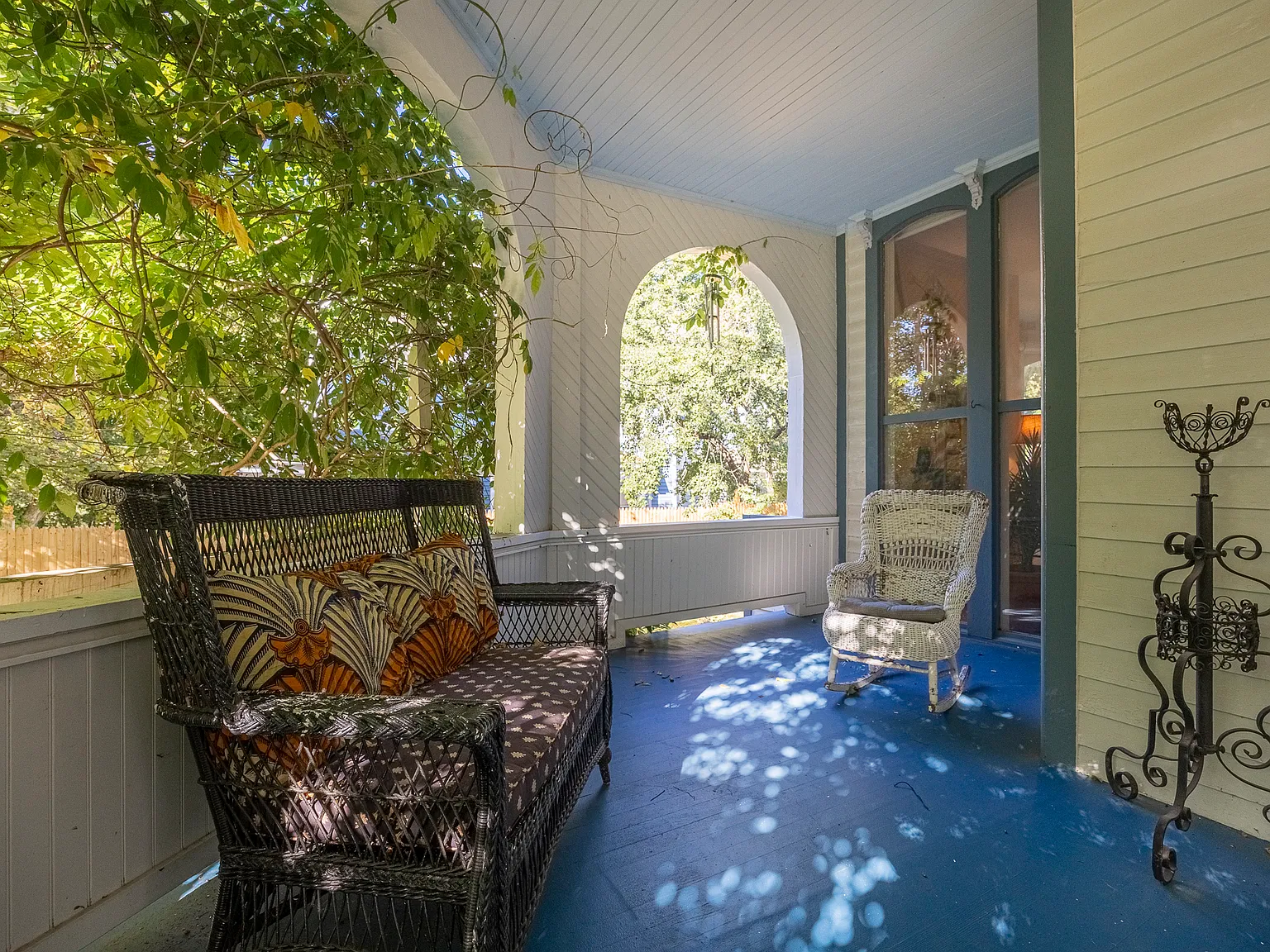 4 bed, 3000 sqft, $4,975 — Photo 3
