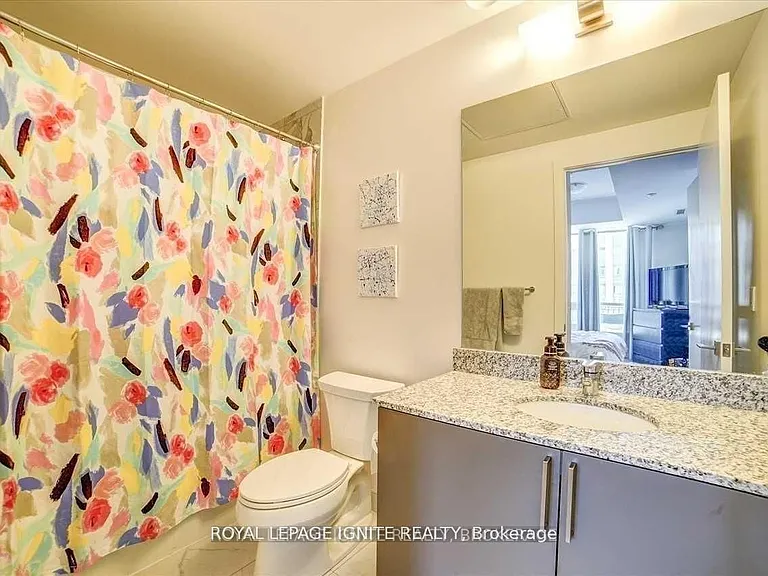 278 Buchanan Dr #523E — Photo 18