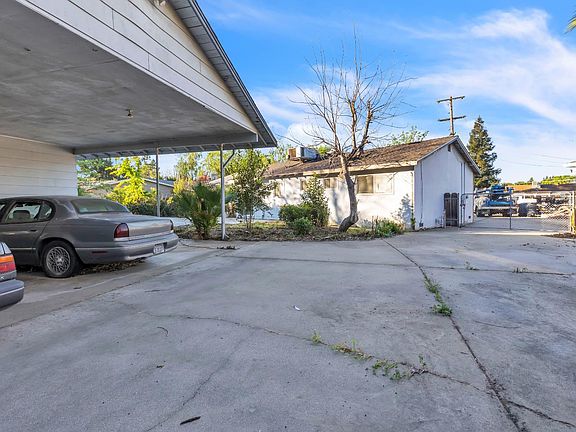 4th image of 1528 Rancho Way