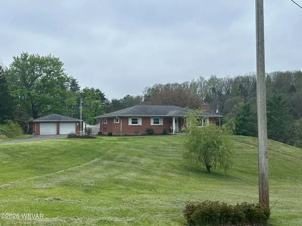 1691 Fox Hollow Rd, Williamsport, PA 17701