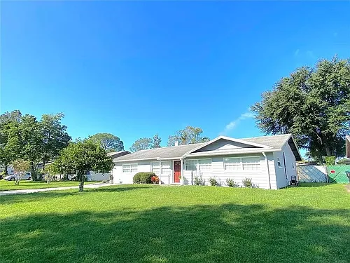 1123 Denton Rd Photo 1