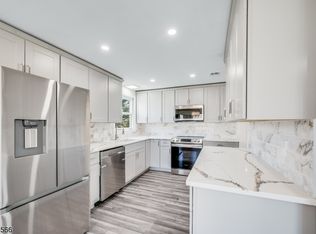 261 N Middlebury Ln #N, Monroe Township, NJ 08831