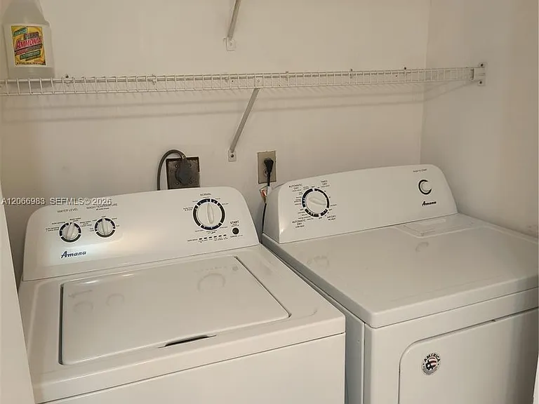 3610 Yacht Club Dr #514 — Photo 37