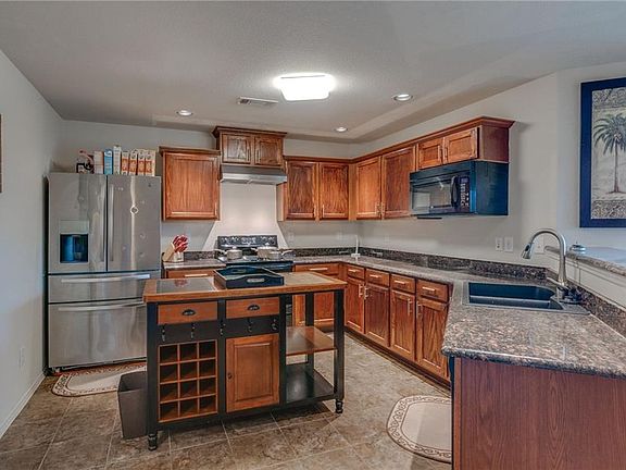 5th image of 8629 Shallow Creek Dr