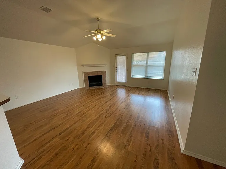 1428 Wind Dancer Trl — Photo 5
