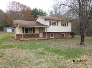 219 Price St, Madison, NC 27025