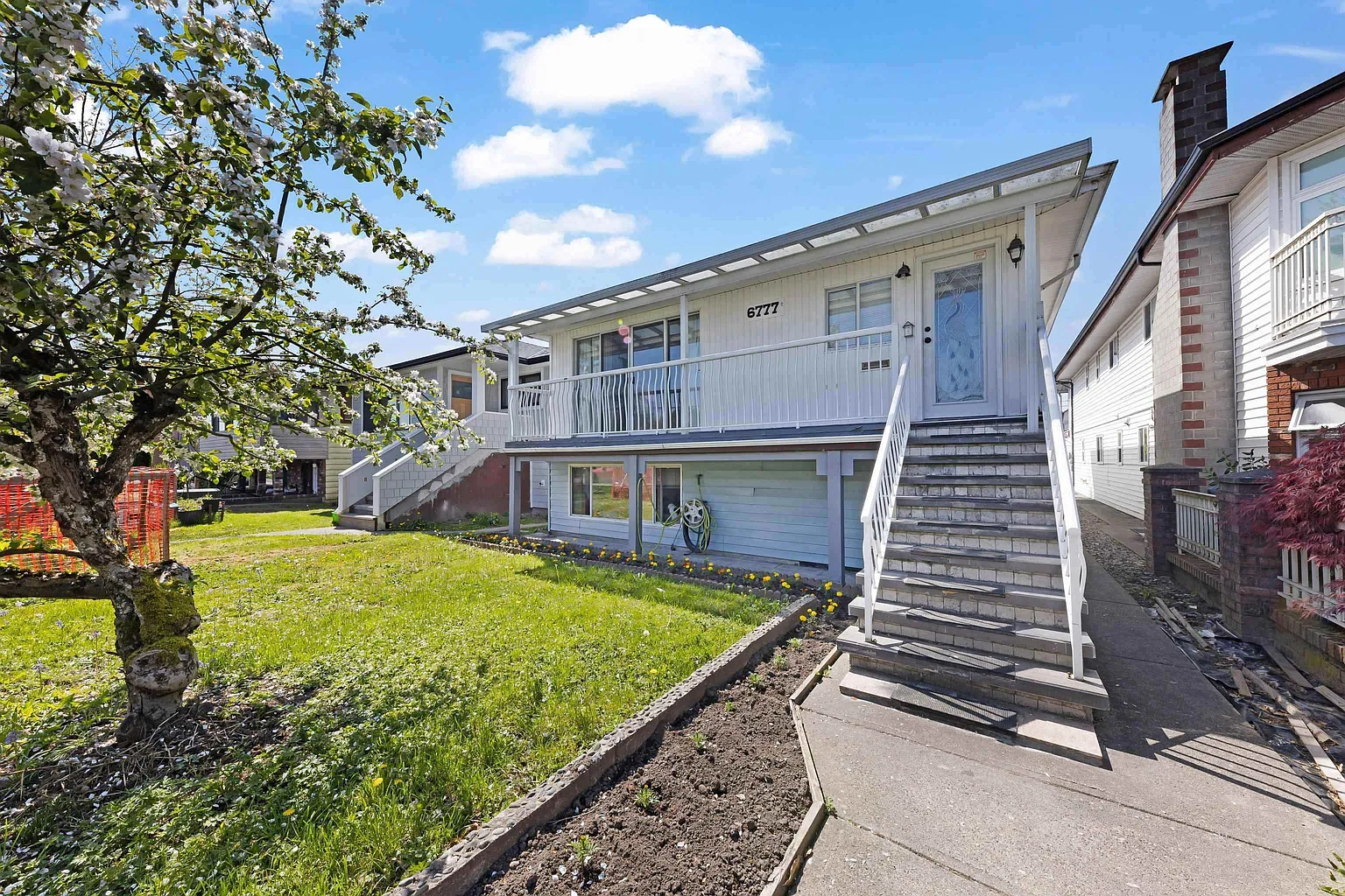 6777 Kerr St photo 1