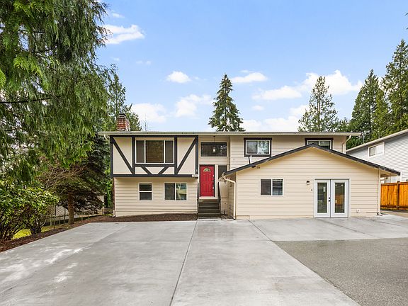 3rd image of 1230 204th Pl SE