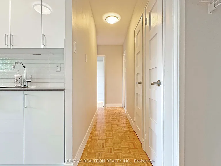 485 Huron St #406 — Photo 9