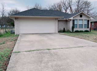 2025 Campbell St, Paris, TX 75460
